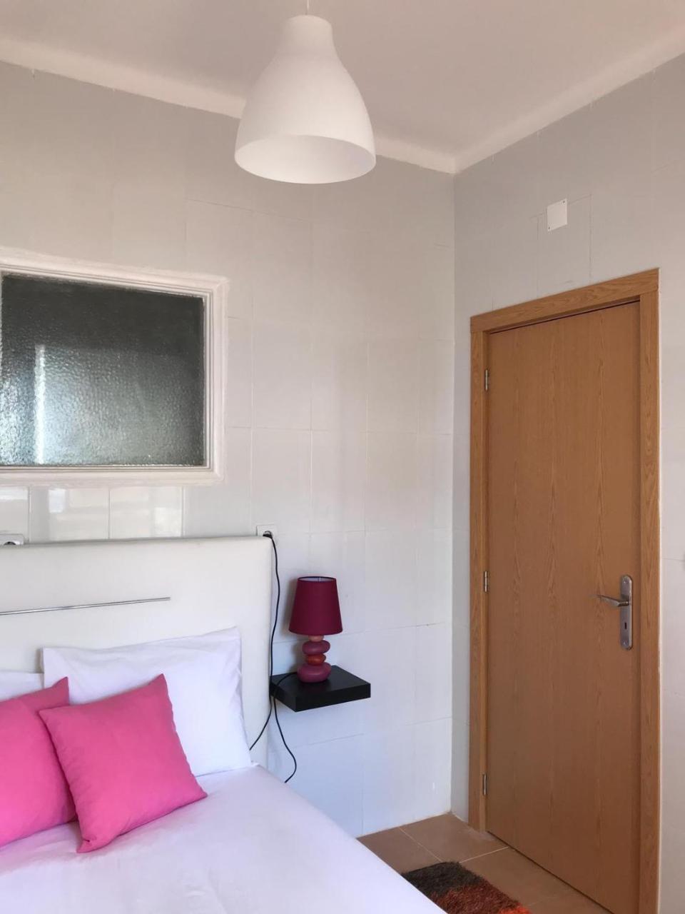 7 Rivers Hostel リスボン エクステリア 写真